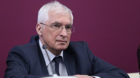 Проф. Дуранкев: По време на война най-важно е военното министерство