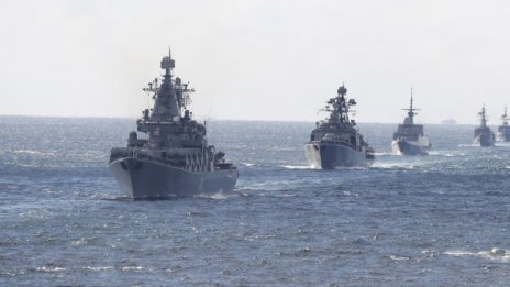 Руски военни кораби навлязоха в Червено море