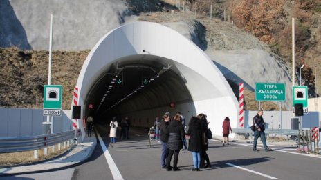 Проверяват строителите на “Железница” за злоупотреби