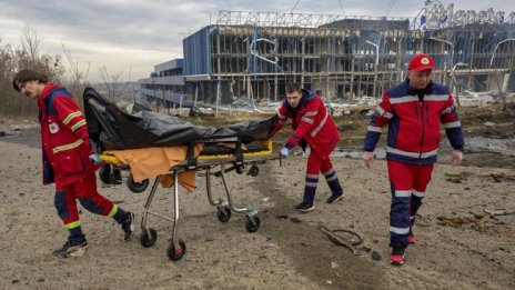 Нов руски удар в Харков, поне един е загинал