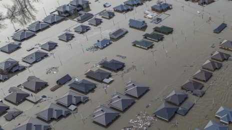 Властите в Оренбург обявиха масова евакуация 