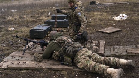 Нови мерки в Украйна: Връщат от чужбина мъжете в боеспособна възраст? 