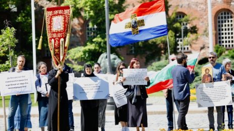 Миряни не искат Арсений за сливенски митрополит