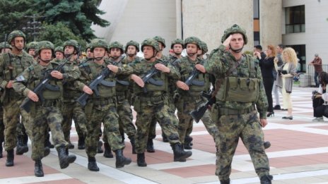 Министерството на отбраната: Няма да пращаме войници в Украйна