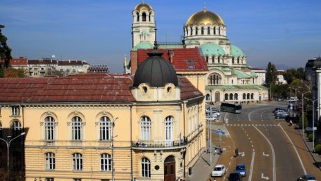 Автобус на водород тръгва по софийските улици