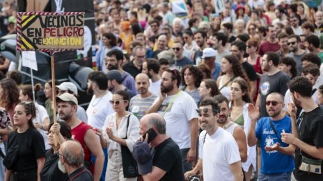 По-малко туризъм, повече живот - хиляди на протест в Палма де Майорка