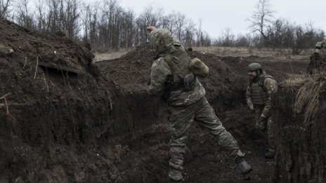 Нахлуването в Куркс през погледа на войниците в Донбас: Да се махнат от там и да дойдат тук! 