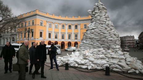 Атакуваха Одеса с дронове 