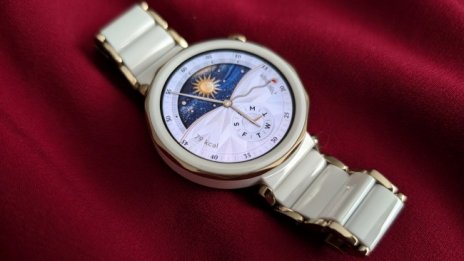 Huawei Watch GT 5 Pro – където стилът среща спорта и здравето