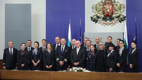 Главчев награди авиоотряда: Показахте човечност и голям кураж