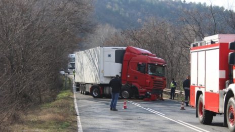 Катастрофа с жертва между Благоевград и Кресна