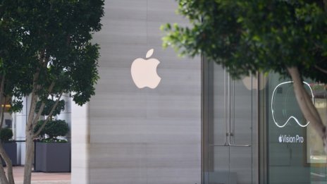 Обвиниха Apple в измама на 40 млн. потребители