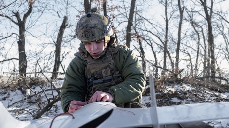 Наказали руски войник с връзване за дърво, той умрял от хипотермия