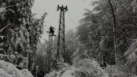 Отстранени са над 90% от авариите, причинени от снега в Западна България