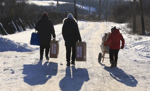 Разселените украинци се страхуват, че никога повече няма да видят семействата си