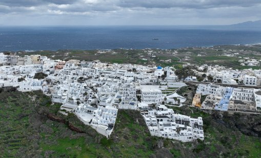 Отмина ли опасността? Земетресенията в района на Санторини намаляват