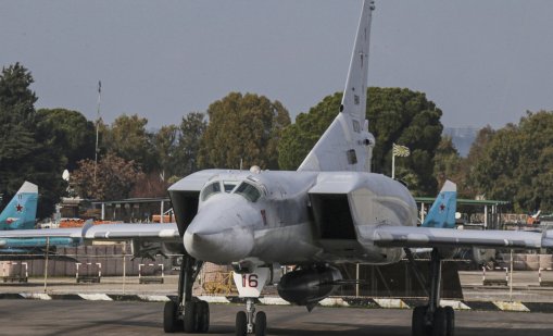 Руските сили остават в ключови военни бази в Сирия