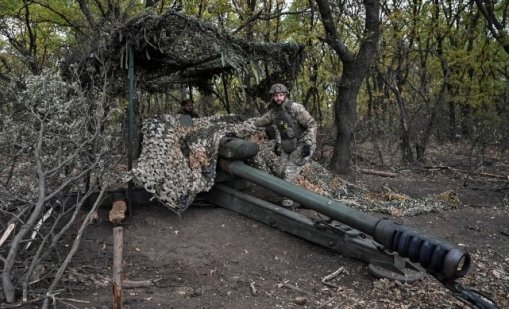 Русия обещава високи заплати на йеменци, вербува ги в армията