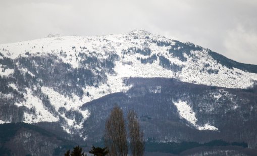 Предимно слънчево ще е днес, с температури до 8°-10°