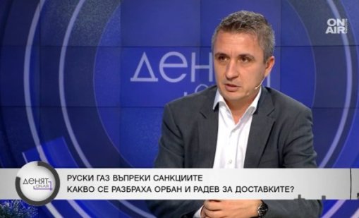 Александър Николов: Политиците се опитват да избутат до следващите избори