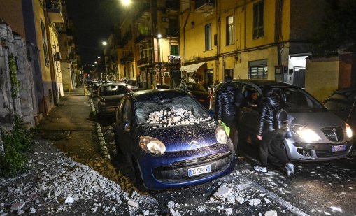 Земетресения тресат Неапол, безопасно ли е да се пътува във вулканичната зона? 