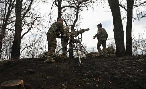 Киев: Има опасност от обкръжение на украински части в Донбас