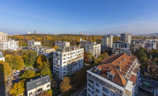 Ганев: Дисбалансите в икономиката движат цените на имотите у нас