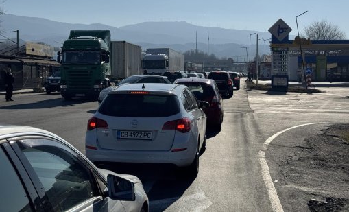 Лоши пътища, превишена скорост... България е сред най-опасните страни за шофиране в Европа