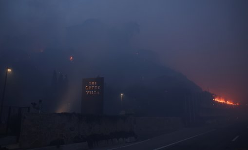 Пожарите в Лос Анджелис подлагат на тест Getty Center като „чудо на противопожарното инженерство“