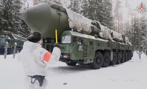 Русия провежда маневри с ядрени ракети „Ярс“ в района на река Волга