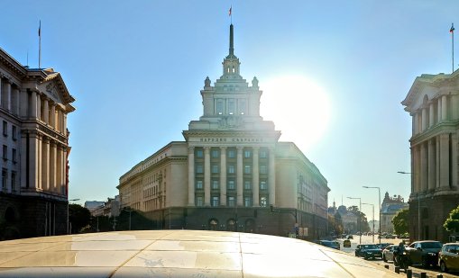 Чака ни пролетен четвъртък, градусите гонят 20°