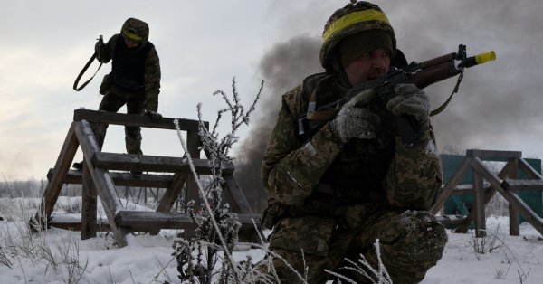 ロシアの軍事機関は自国の兵士をどのように虐待し、搾取しているのでしょうか?