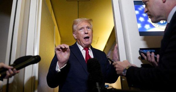 Trump's Potential Russia Sanctions Lift: Impacts Explored - News Directory 3