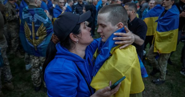 Ukraine-Russia Prisoner Swap: Over 500 Exchanged