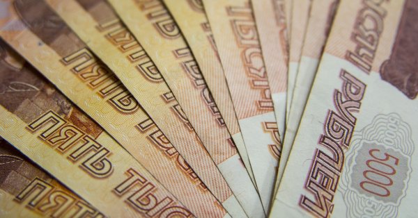 サプライズ：ロシアのルーブルは世界で最高の現在の通貨です