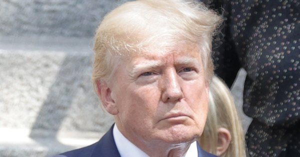 トランプ大統領、ウクライナに「力による平和」を提案