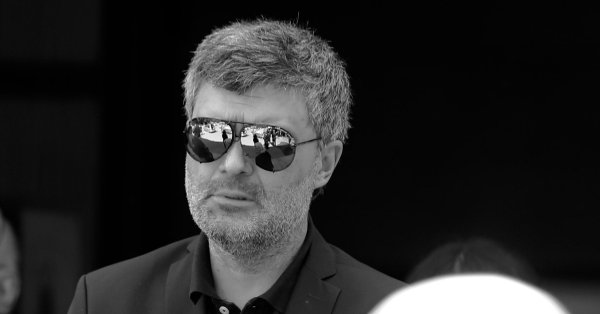 トドル・スラヴコフの親しい友人：彼の周りに彼に悪影響を与えたメンターがもっと多くいました