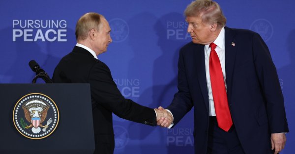 失敗：ブダペストでのトランプ・プーチン会談はモスクワの強硬姿勢のため中止？