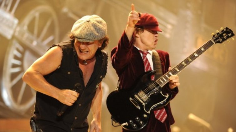 Официално: AC/DC в София на 14 май