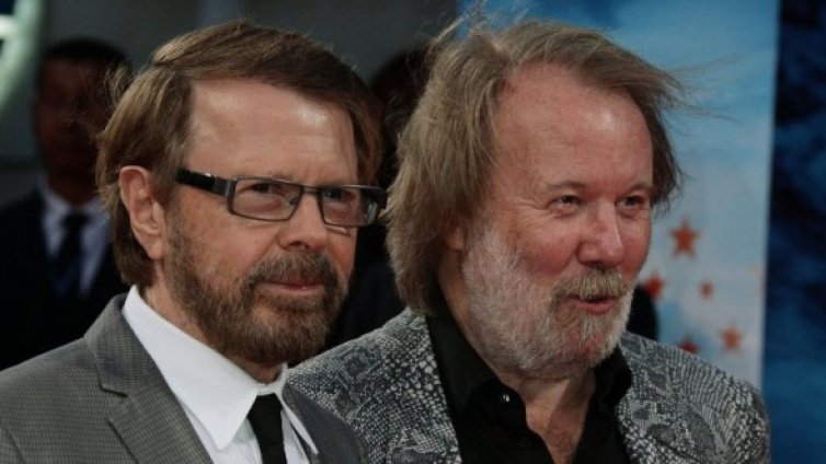 Крайнодесен лидер се възпя с песен на ABBA