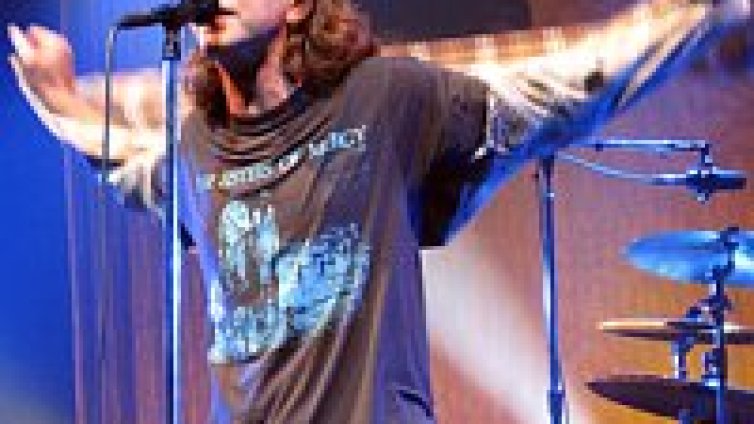 Eddie Vedder: Pearl Jam не са се разпаднали