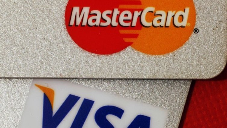 MasterCard и Visa алармират за кражба на данни от кредитни карти 