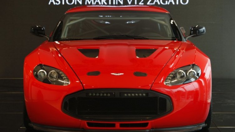 Индийци и италианци в битка за Aston Martin 