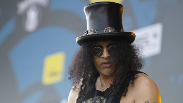 Slash: Идвам в зала "Фестивална"!