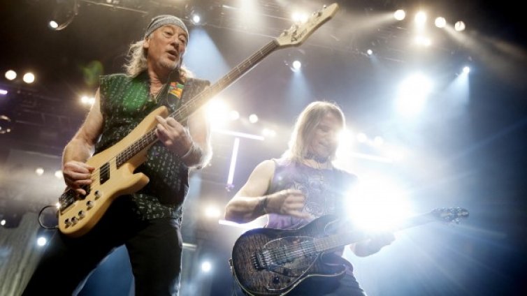 Deep Purple хапват от китайски порцелан на Kavarna Rock 