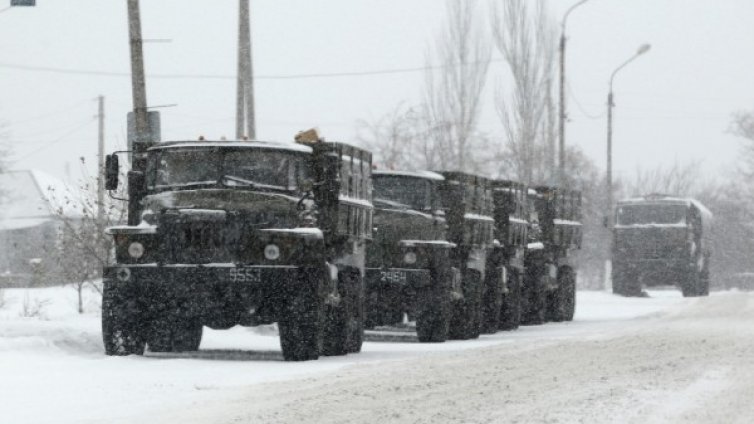 Прекратяването на огъня на летището в Донецк не се спазва