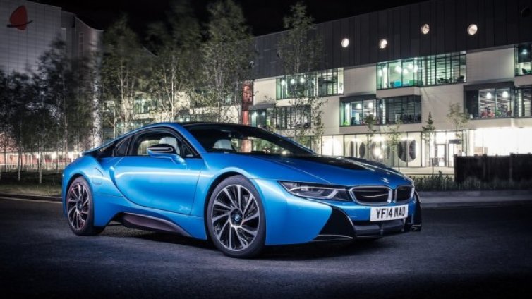 Top Gear избра BMW i8 за автомобил на годината