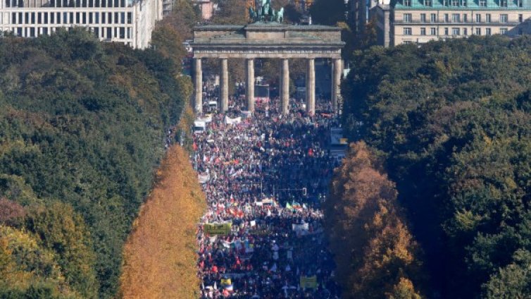 100 000 на протест в Берлин  срещу ТТИП