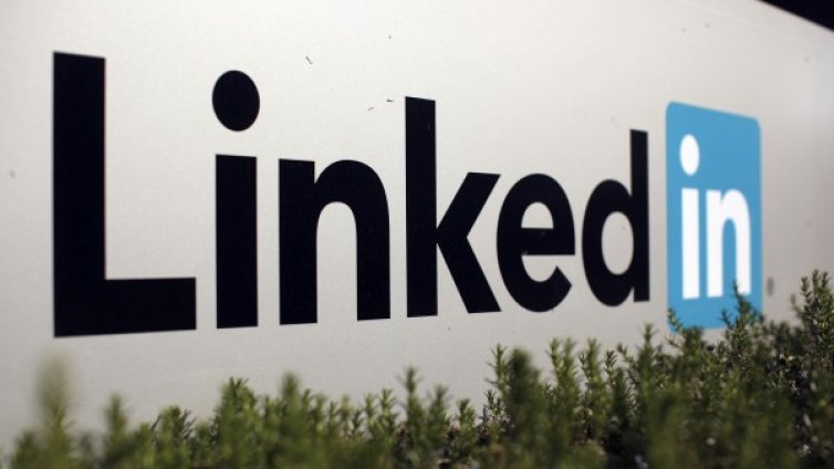 Правителството ни иска данни от LinkedIn, подало е 2  заявки