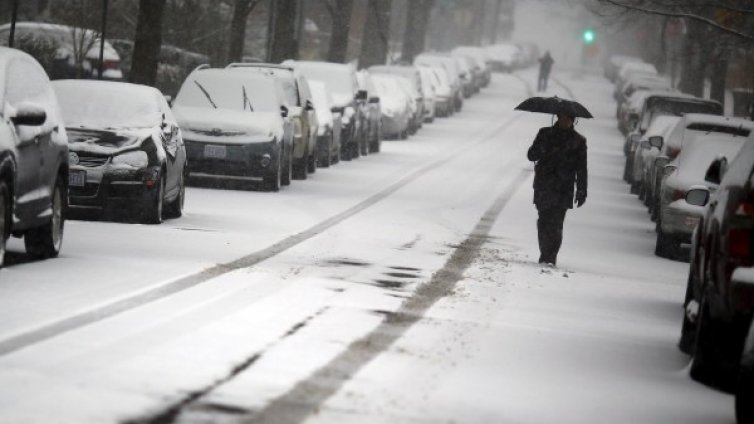 Снежната буря в САЩ взе 10 жертви, анулираха 7000 полета